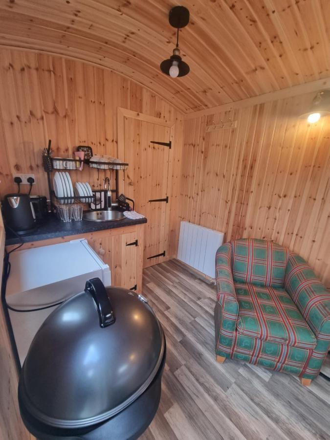 Blair Snug Hut Apartment Kelty Exterior foto