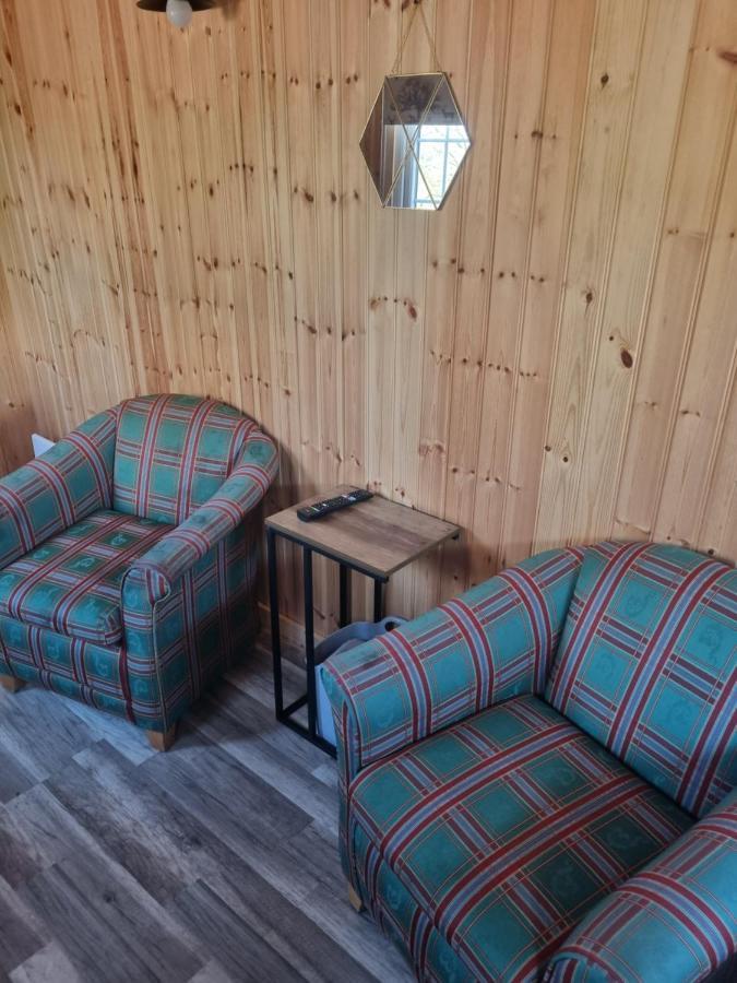 Blair Snug Hut Apartment Kelty Exterior foto